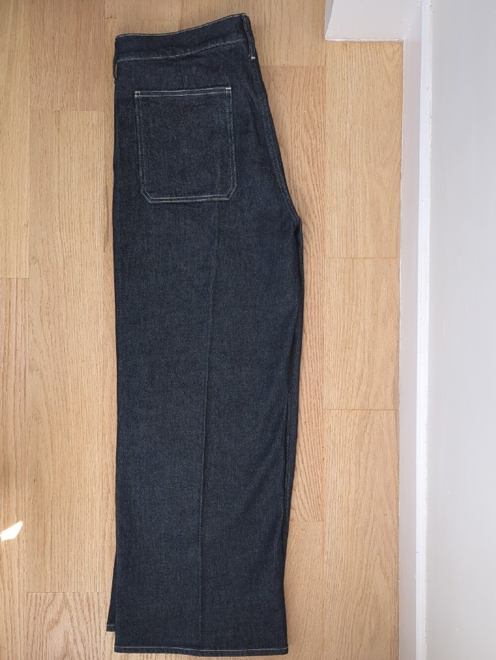 NWT J.Crew Petite Camp-Pocket Wide-Leg Jeans Dark Wash SIZE 32 PETITE - Picture 9 of 12